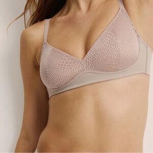 Knix lace bra